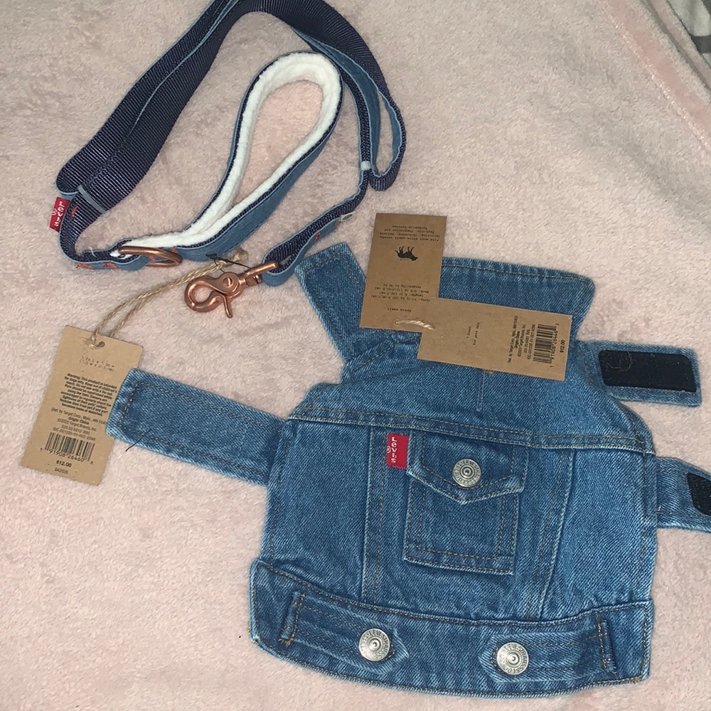 Levi’s Pet Gear